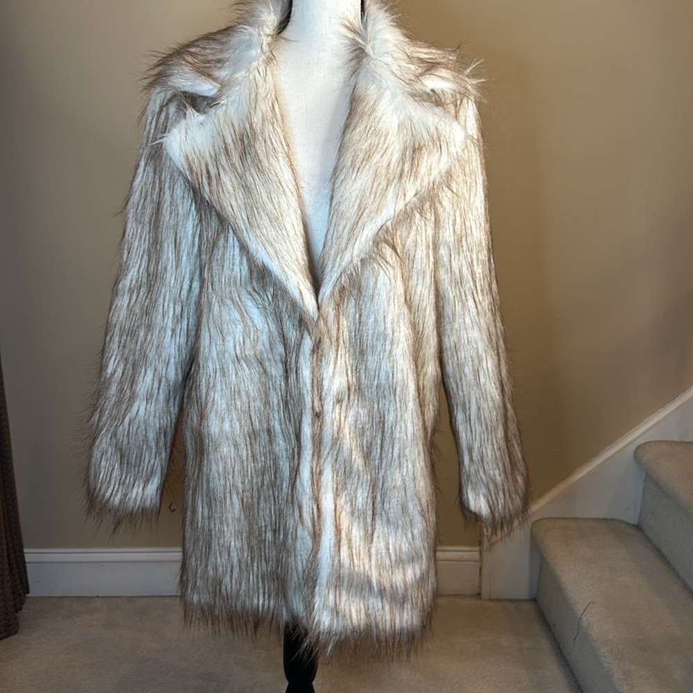 AIXIRUI Faux Fur Jacket NWOT - Picture 9 of 15